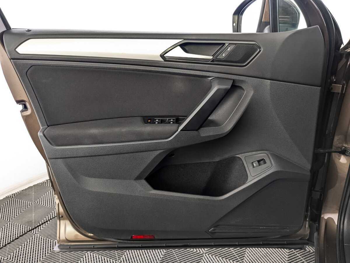 Volkswagen Tiguan 2017 года с пробегом. Фото: #14