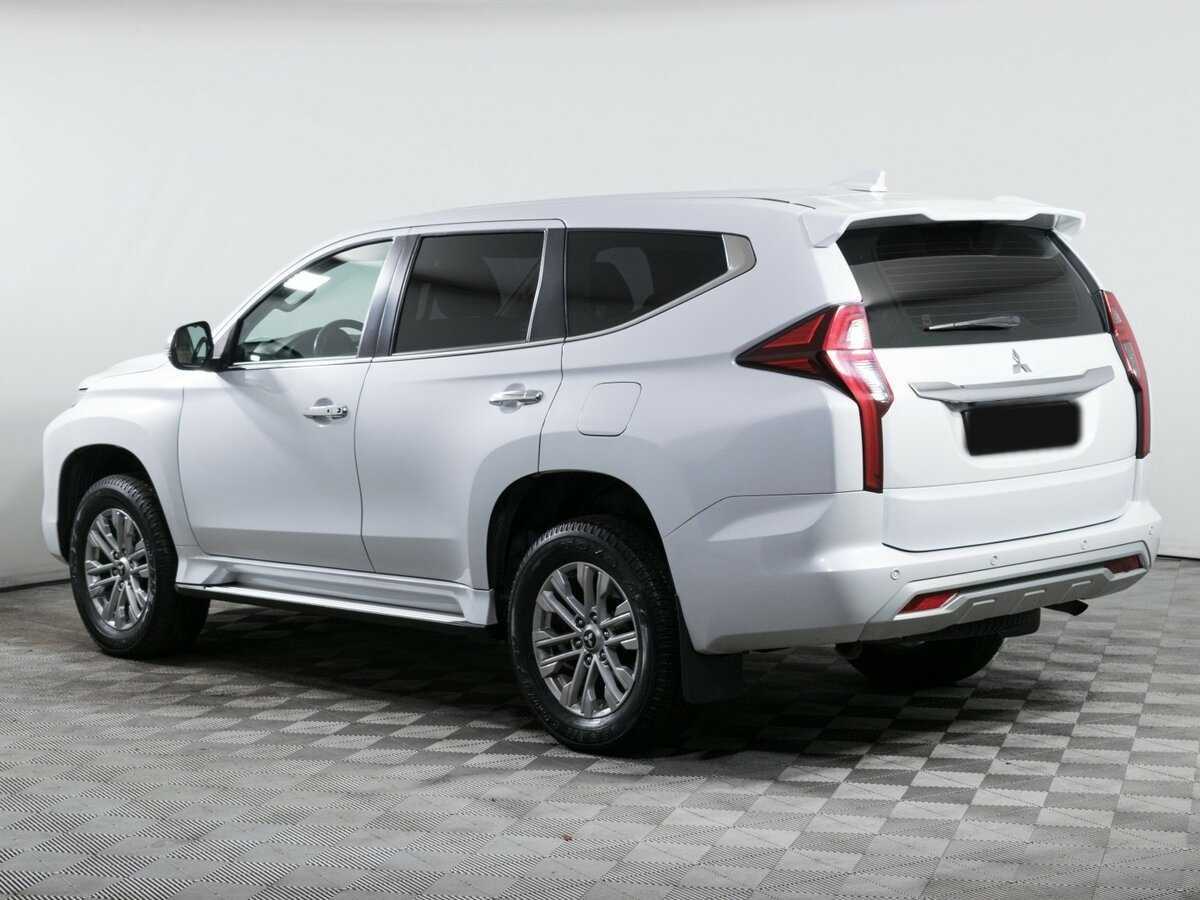 Mitsubishi Pajero Sport 2020 года с пробегом. Фото: #5