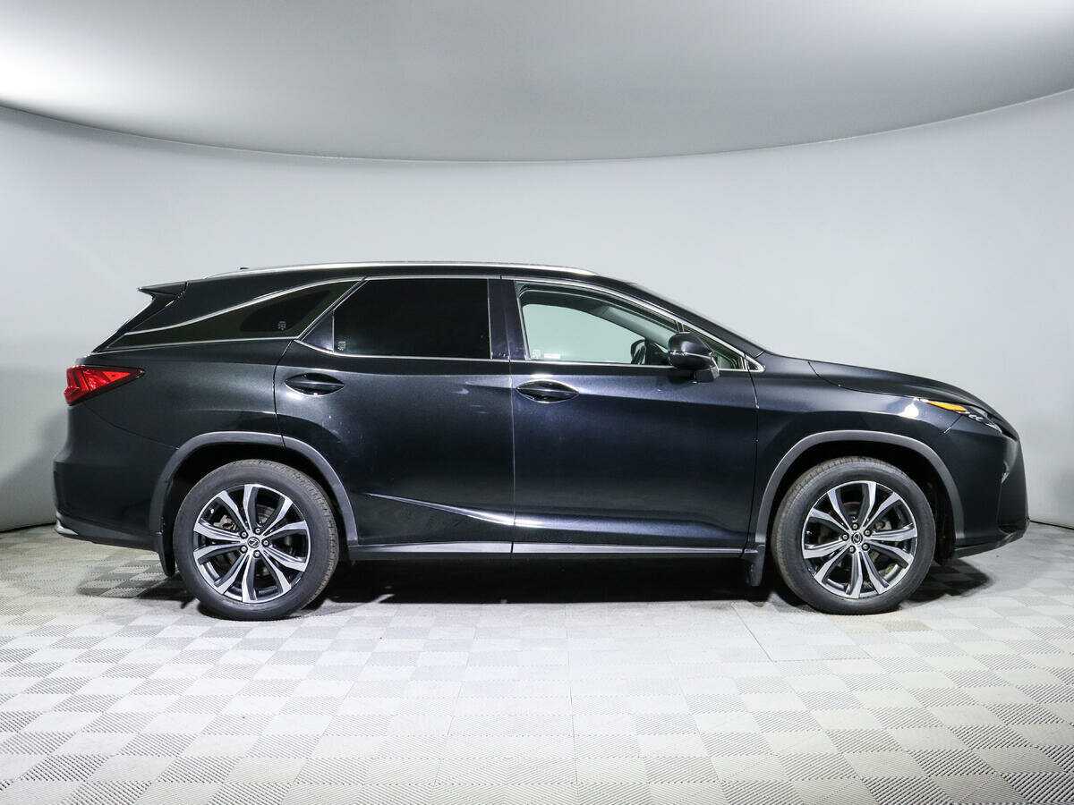 Lexus RX 2018 года с пробегом. Фото: #2