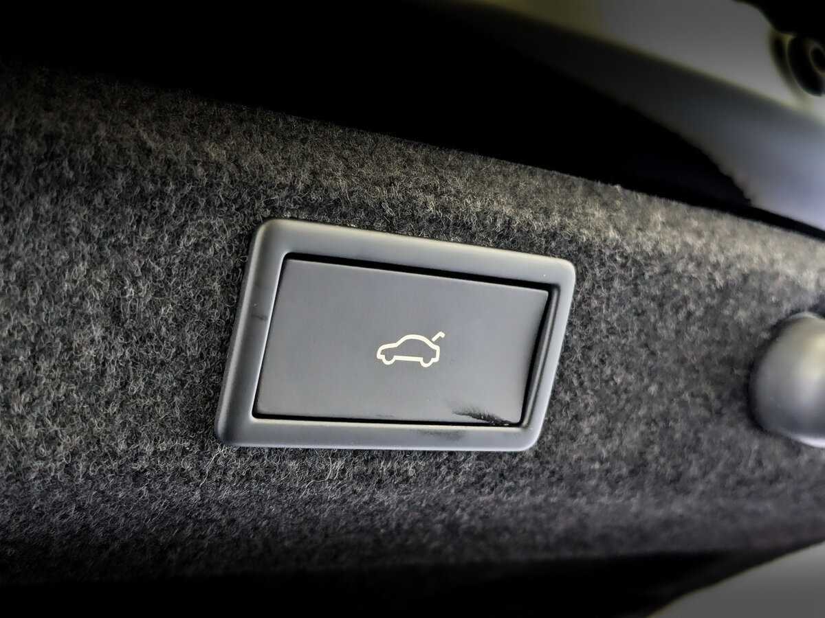 Skoda Superb 2024 года с пробегом. Фото: #24