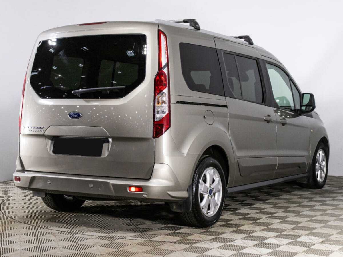 Ford Tourneo Connect 2017 года с пробегом. Фото: #4