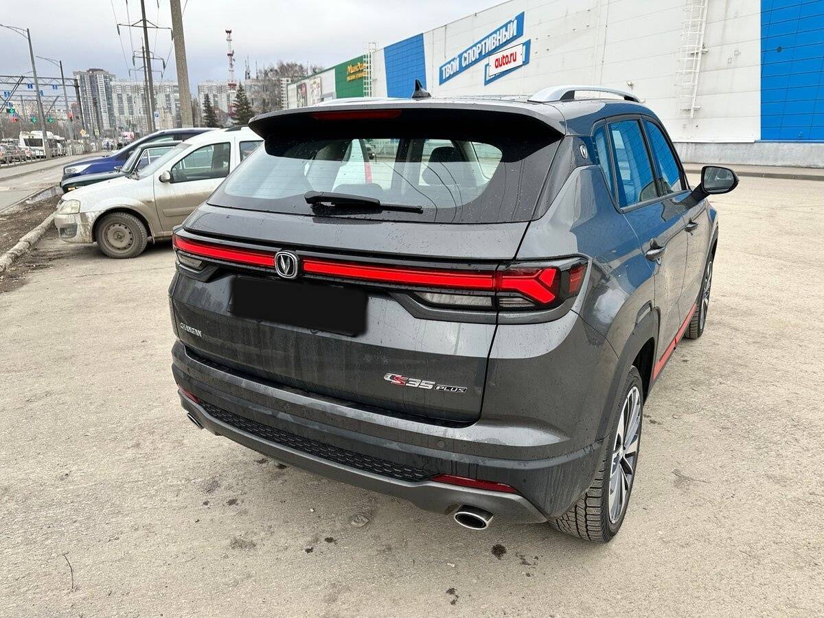 Changan CS35 Plus 2023 года с пробегом. Фото: #2