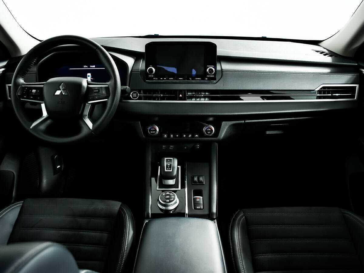 Mitsubishi Outlander 2022 года с пробегом. Фото: #10