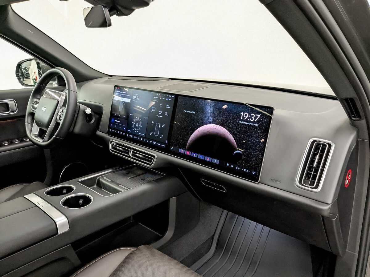 LiXiang L9 2023 года с пробегом. Фото: #10