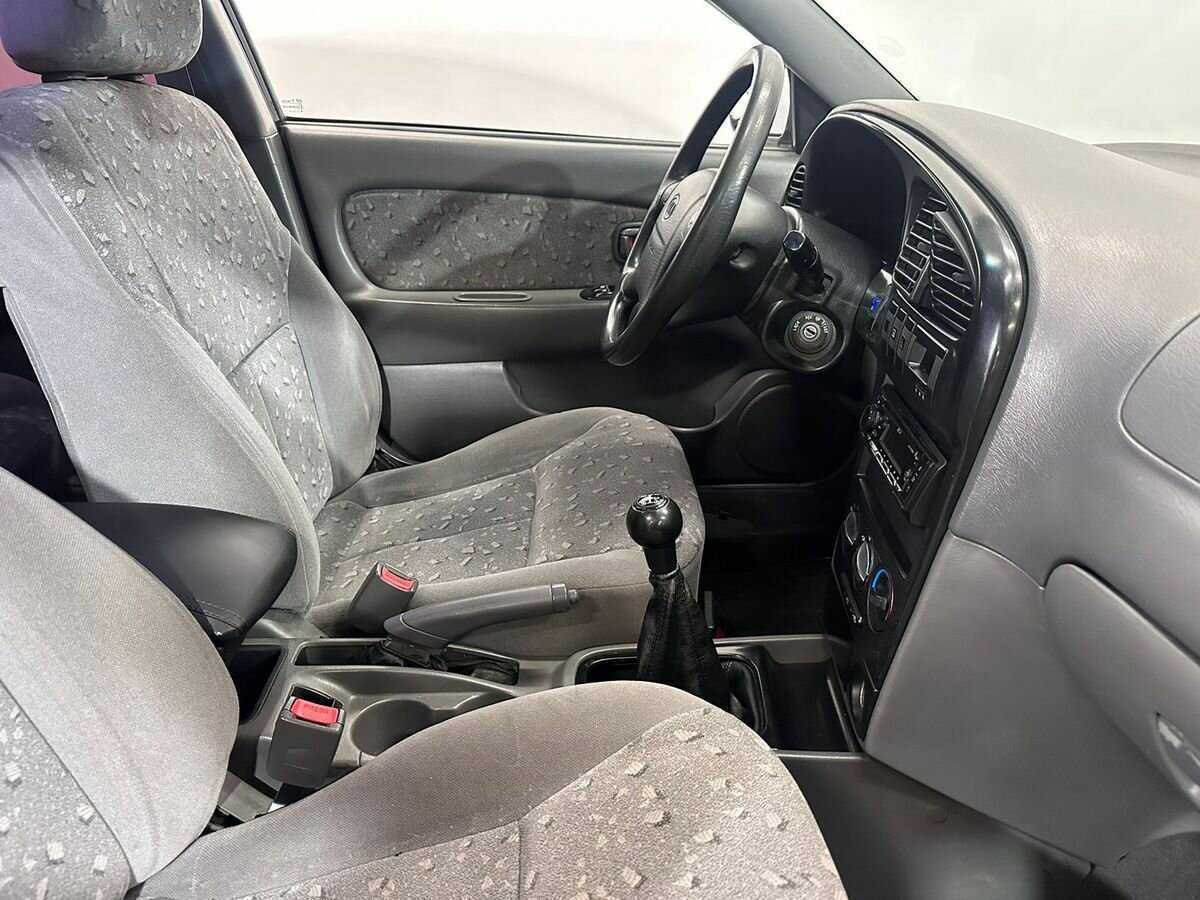 Kia Spectra 2008 года с пробегом. Фото: #9