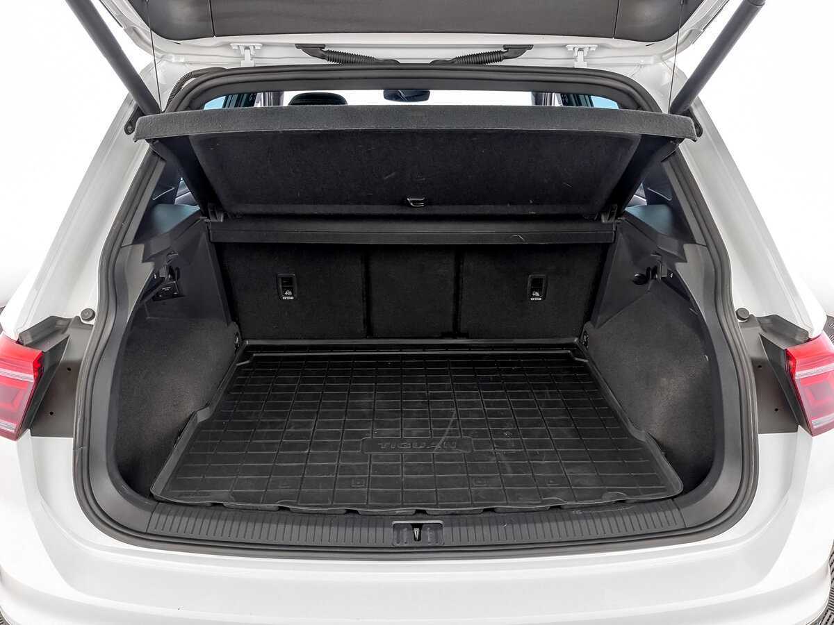 Volkswagen Tiguan 2021 года с пробегом. Фото: #9