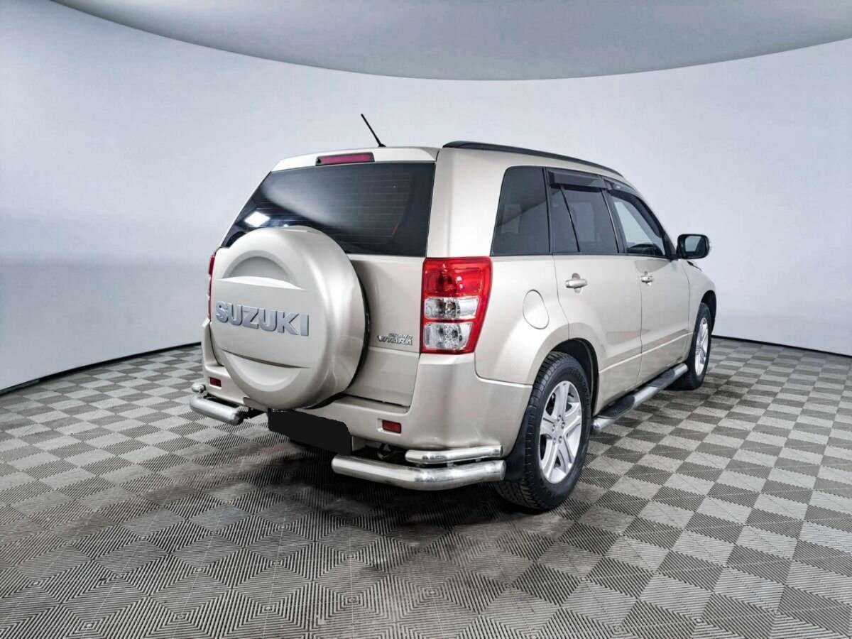 Suzuki Grand Vitara 2011 года с пробегом. Фото: #4