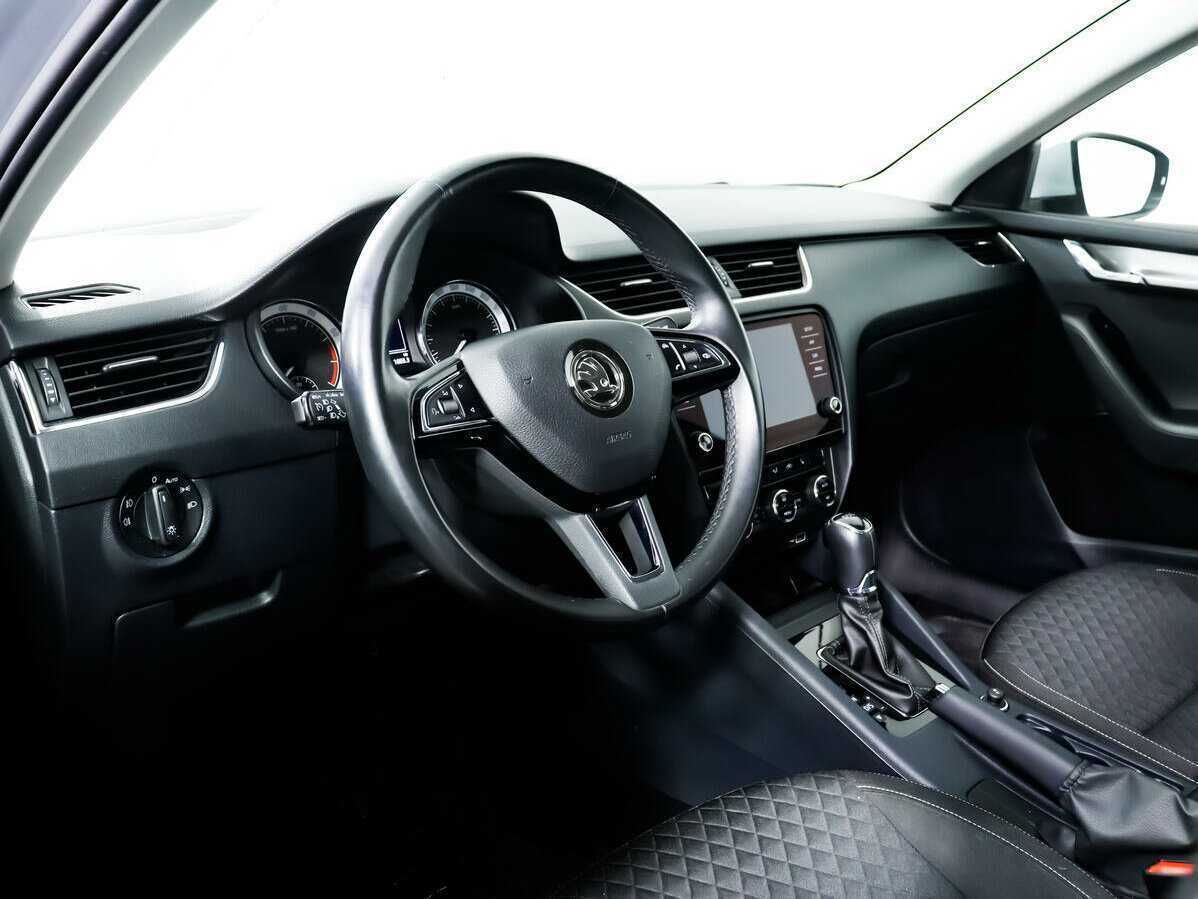 Skoda Octavia 2018 года с пробегом. Фото: #12