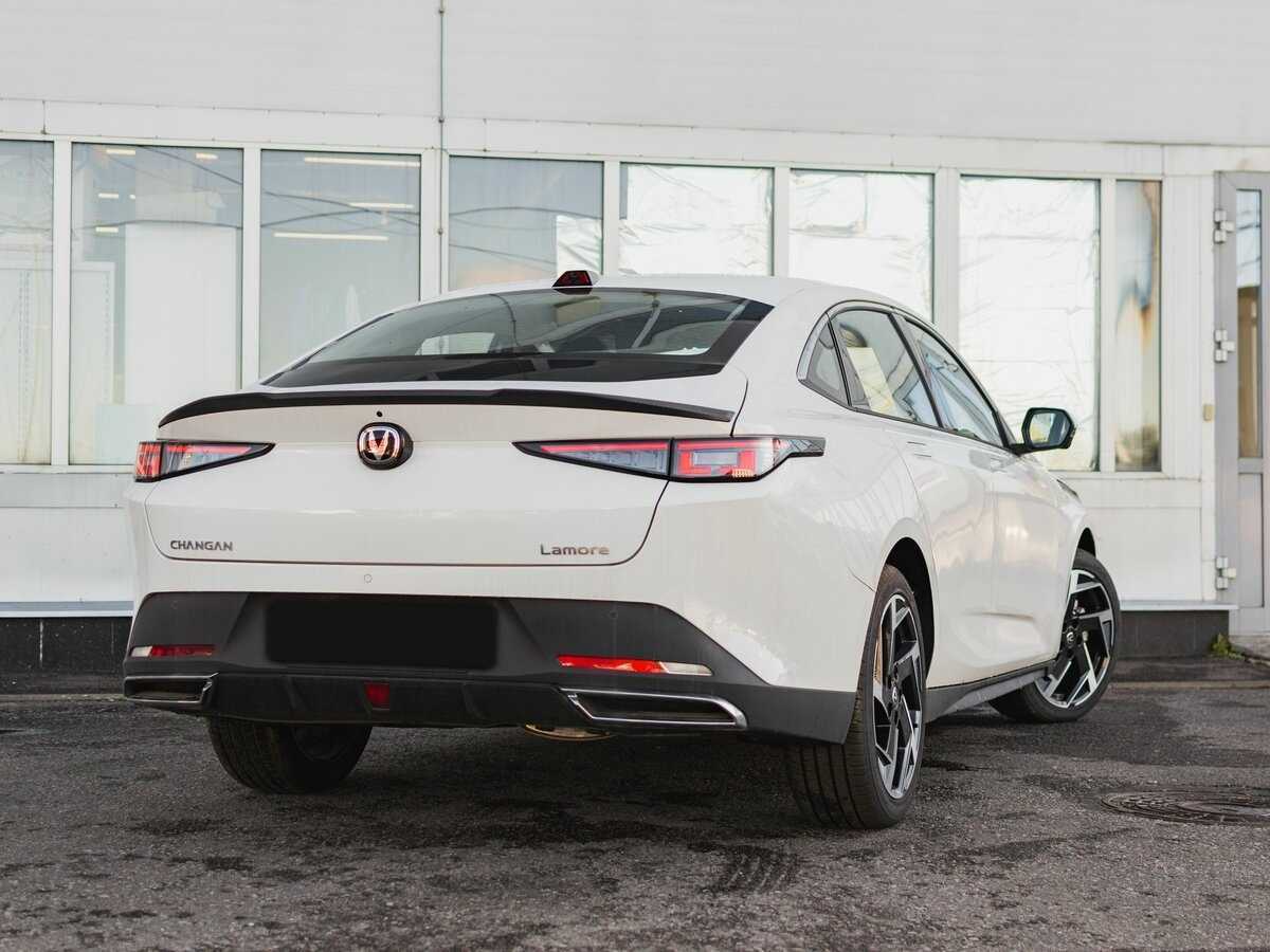 Changan Lamore 2023 года с пробегом. Фото: #3