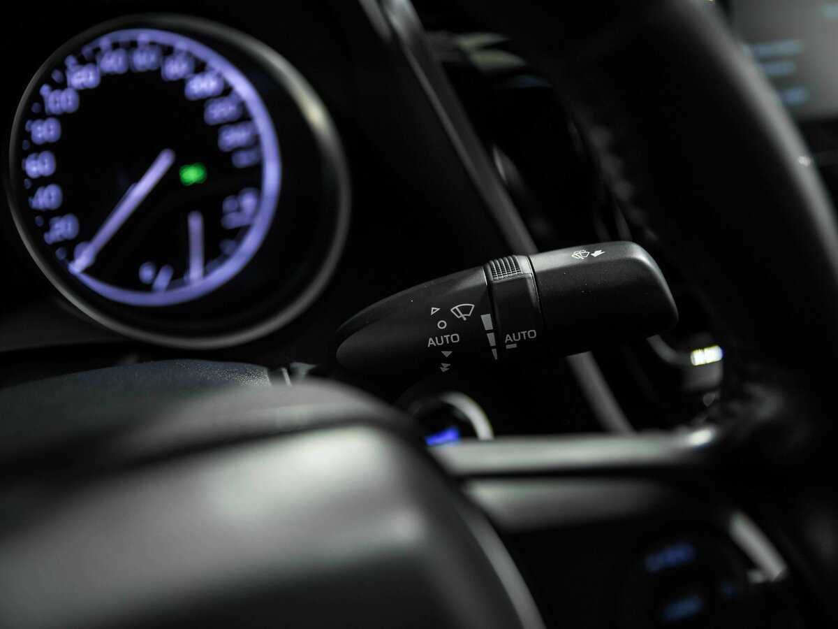 Toyota Camry 2021 года с пробегом. Фото: #9