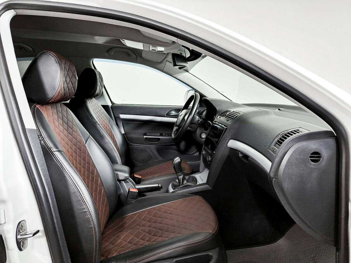 Skoda Octavia 2011 года с пробегом. Фото: #6