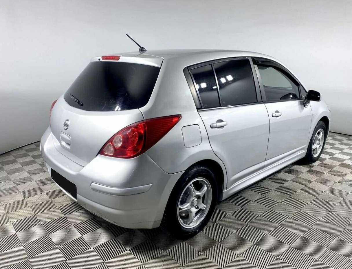Nissan Tiida 2011 года с пробегом. Фото: #5