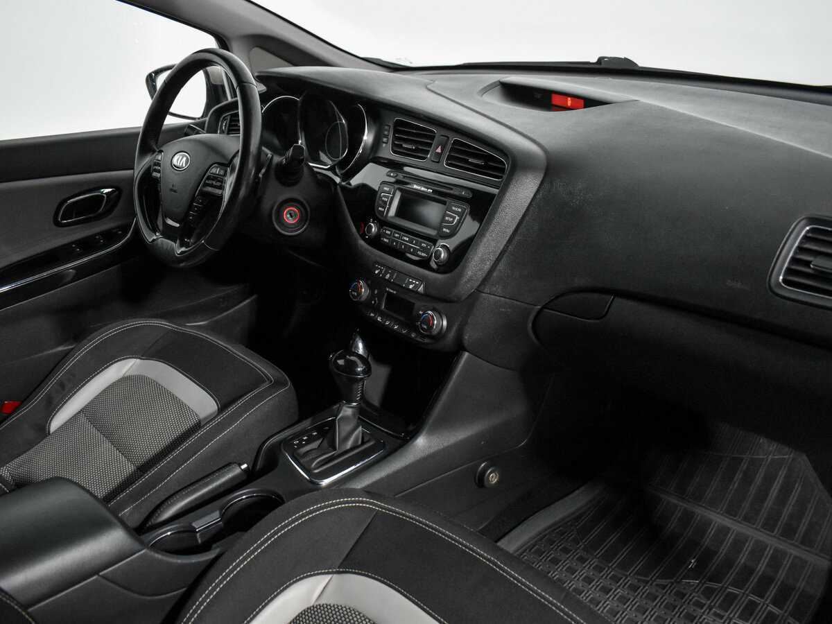 Kia Ceed 2012 года с пробегом. Фото: #12