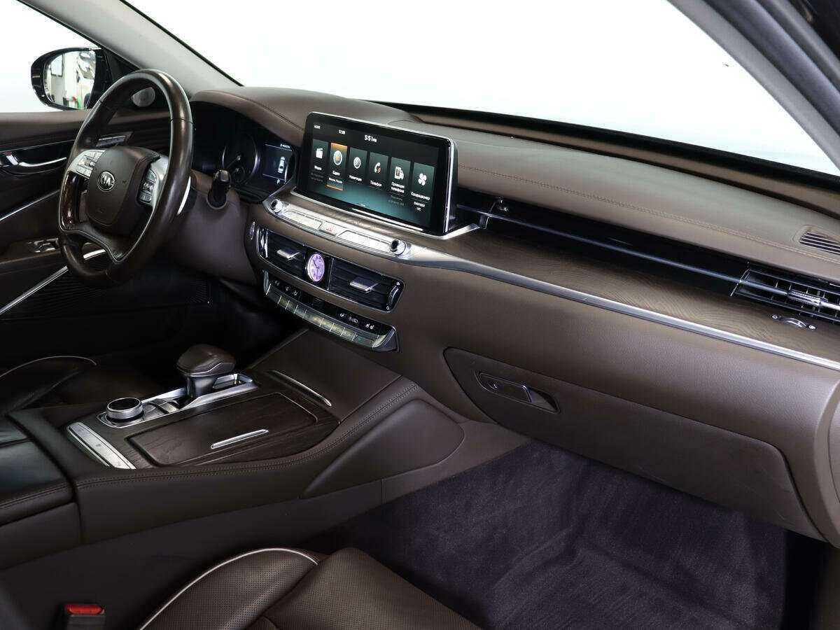 Kia K900 2019 года с пробегом. Фото: #6