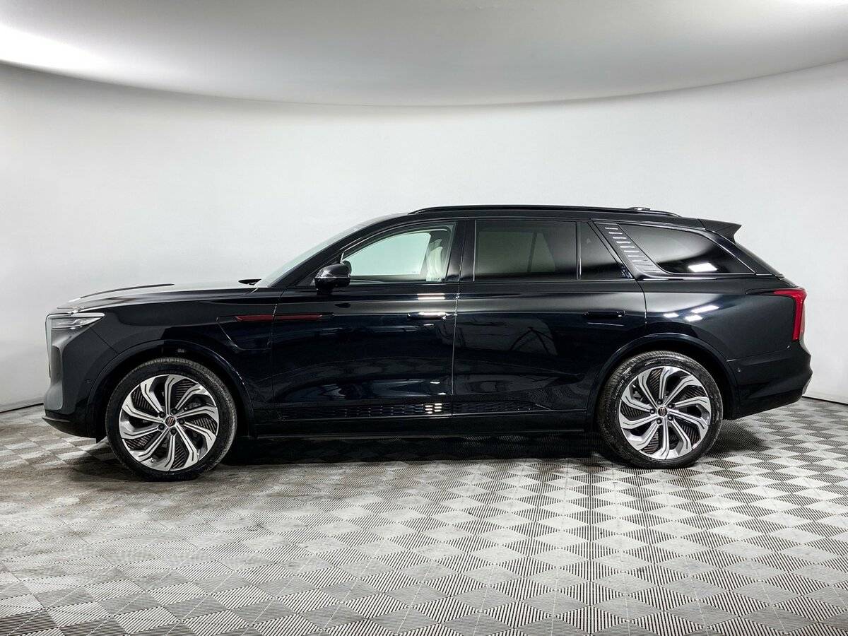 Hongqi E-HS9 2023 года с пробегом. Фото: #7