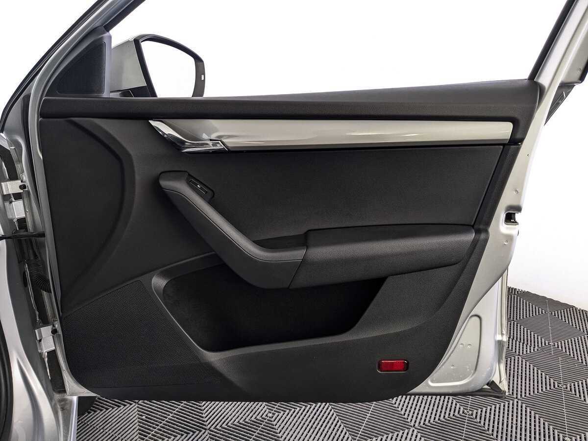 Skoda Octavia 2017 года с пробегом. Фото: #20