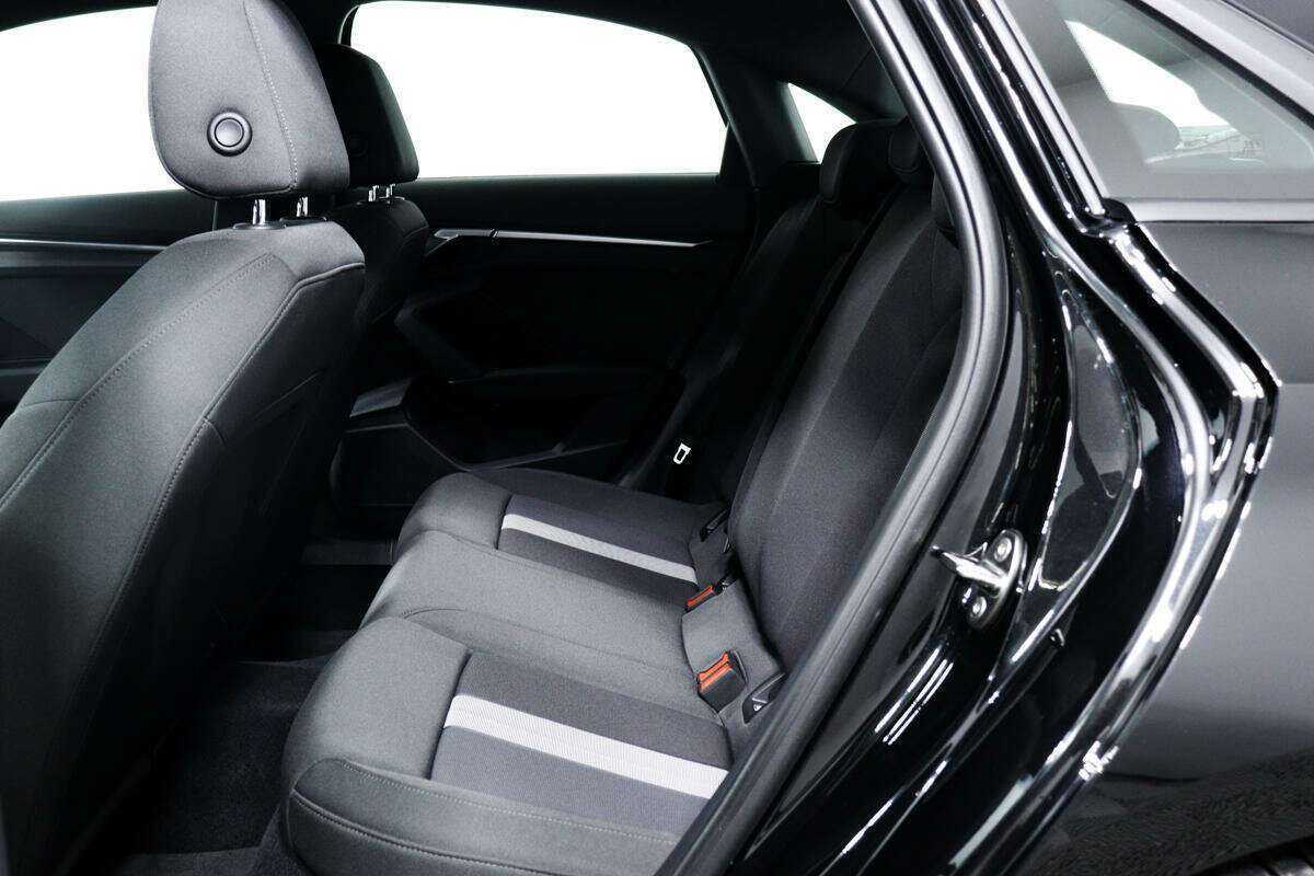 Audi A3 2021 года с пробегом. Фото: #11
