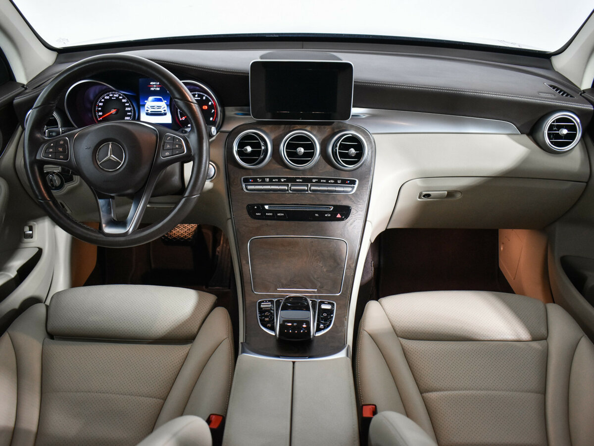 Mercedes-Benz GLC Coupe 2018 года с пробегом. Фото: #12