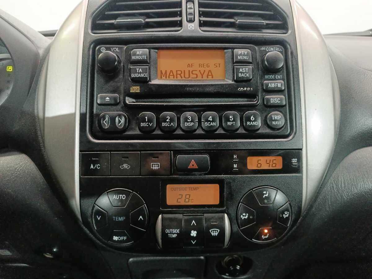 Toyota RAV4 2005 года с пробегом. Фото: #12