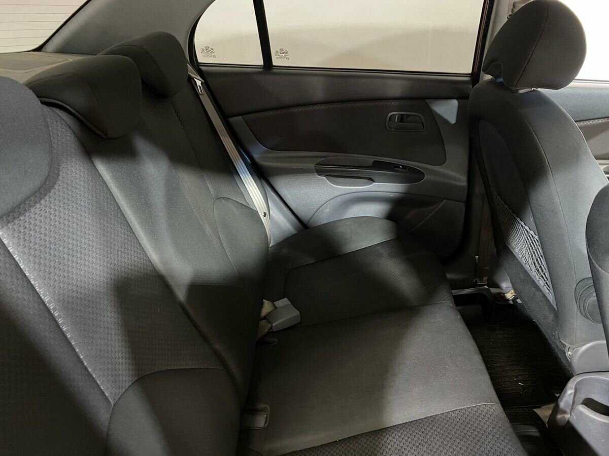 Kia Rio 2010 года с пробегом. Фото: #10