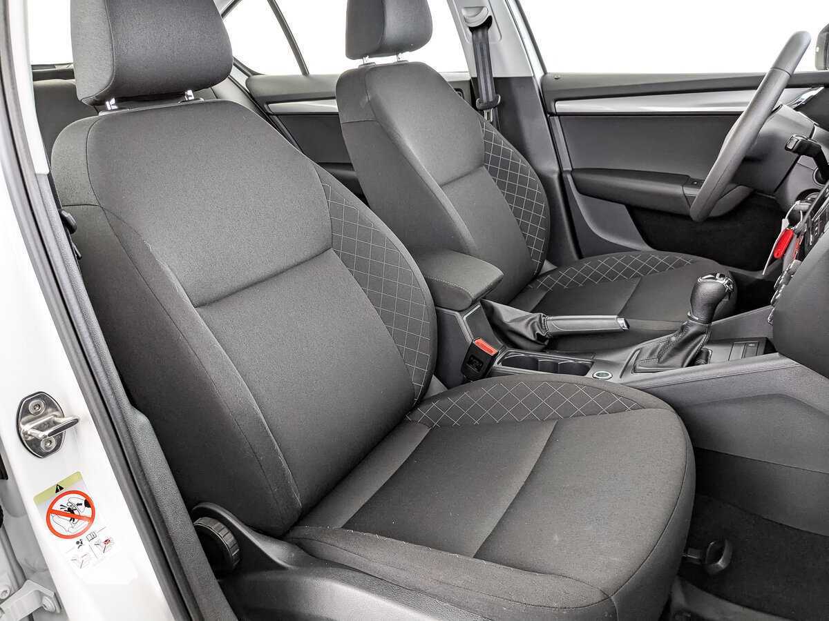 Skoda Octavia 2019 года с пробегом. Фото: #21