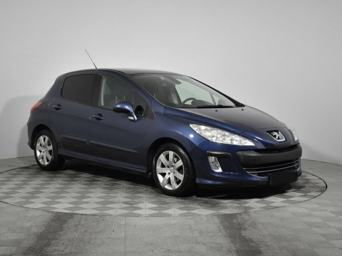 Peugeot 308 2008 года с пробегом. Фото: #2