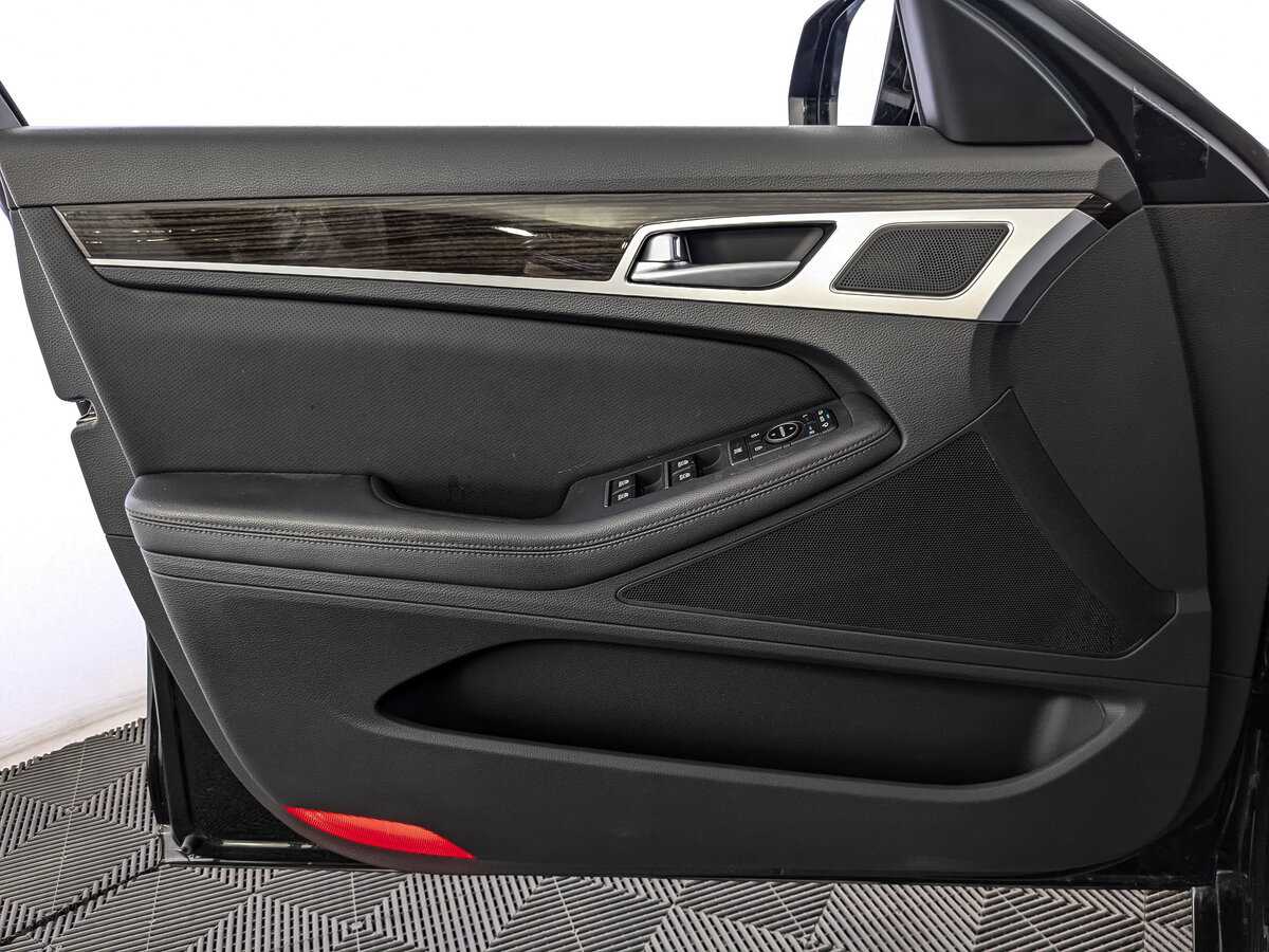 Genesis G80 2018 года с пробегом. Фото: #14