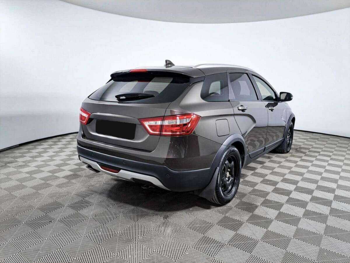 Lada (ВАЗ) Vesta 2017 года с пробегом. Фото: #4