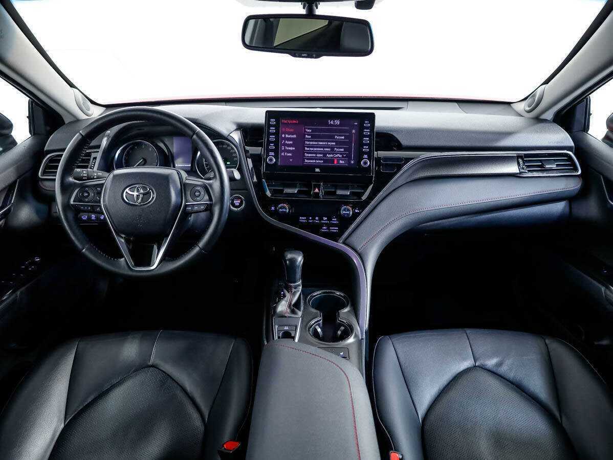 Toyota Camry 2021 года с пробегом. Фото: #8