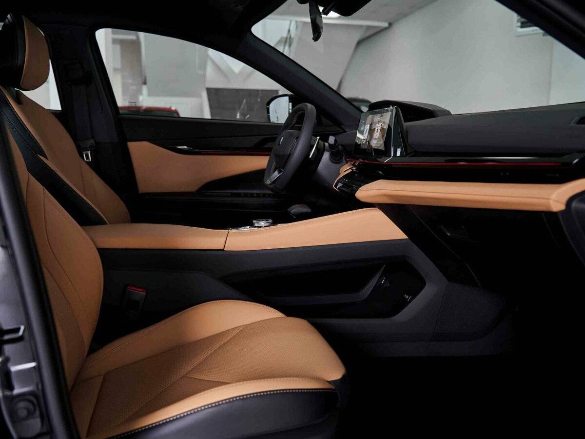 Changan UNI-V 2024 года с пробегом. Фото: #18