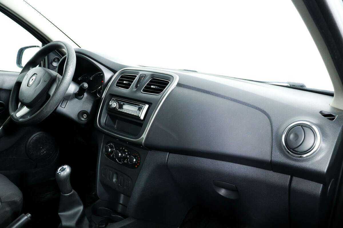 Renault Logan 2016 года с пробегом. Фото: #8