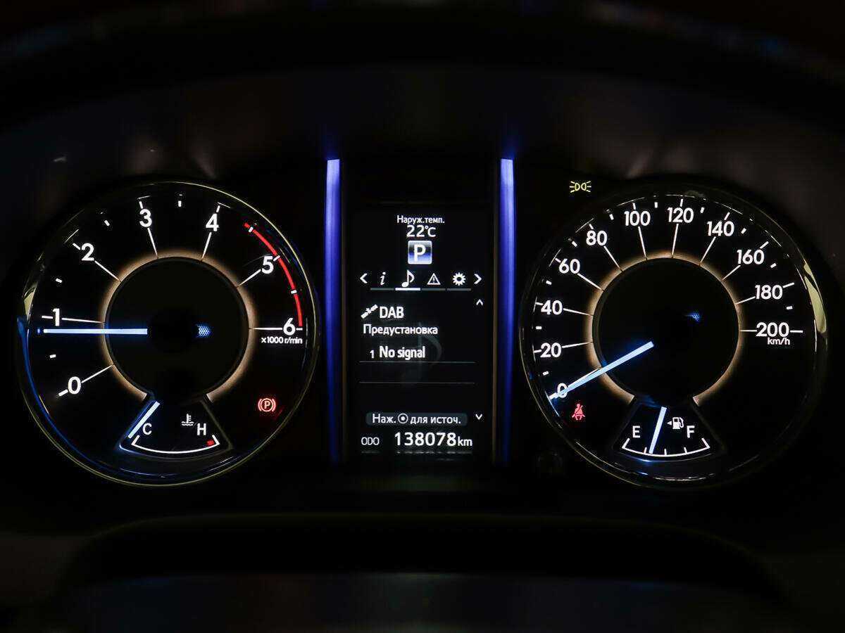 Toyota Fortuner 2017 года с пробегом. Фото: #12