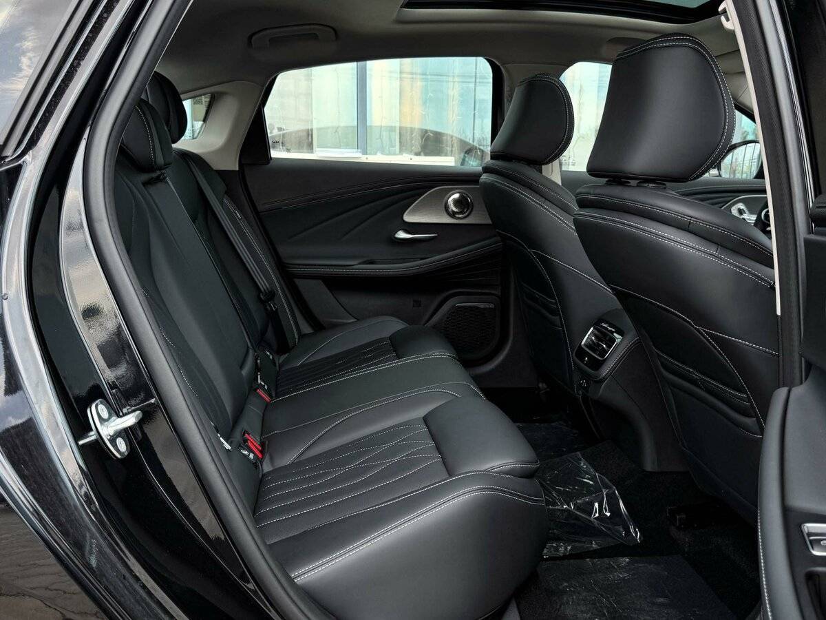 Chery Arrizo 8 2024 года с пробегом. Фото: #9