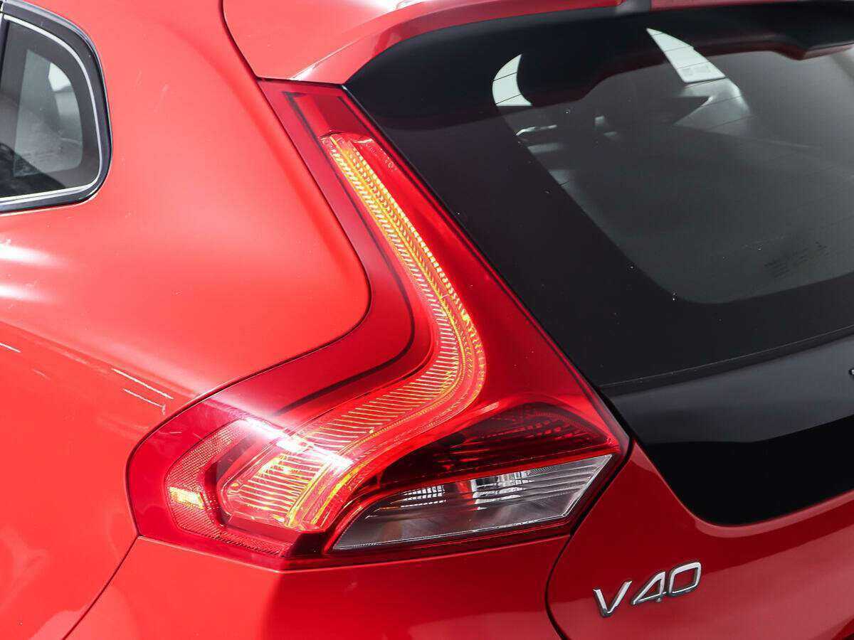 Volvo V40 Cross Country 2013 года с пробегом. Фото: #21