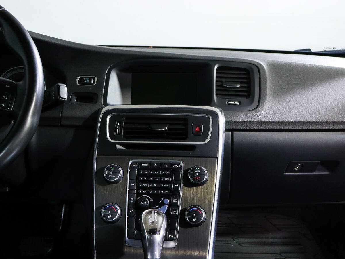Volvo S60 2012 года с пробегом. Фото: #10