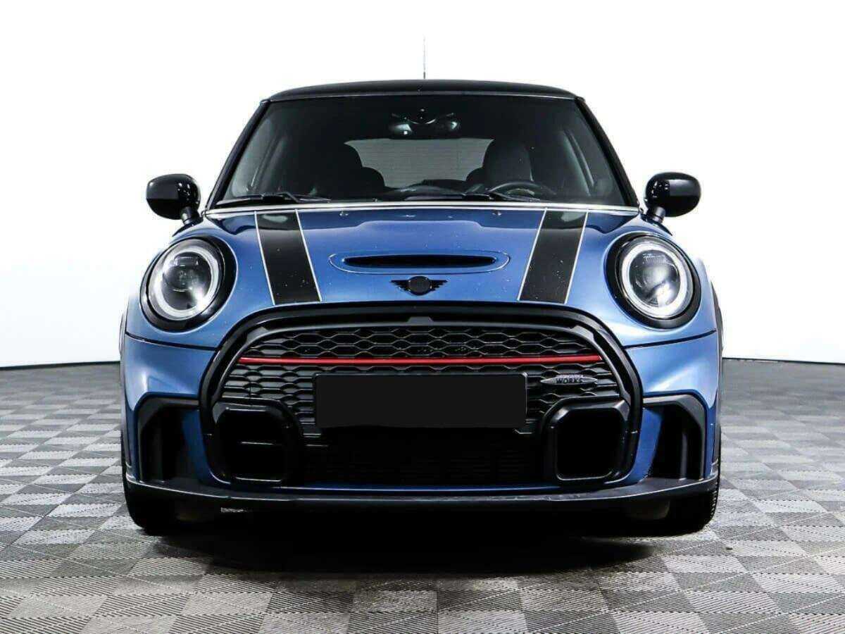 Mini Hatch 2021 года с пробегом. Фото: #1
