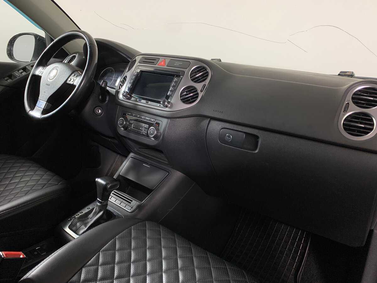 Volkswagen Tiguan 2010 года с пробегом. Фото: #13