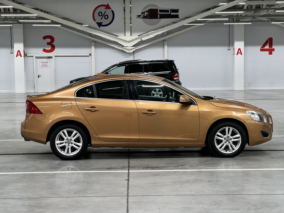 Volvo S60 2012 года с пробегом. Фото: #3