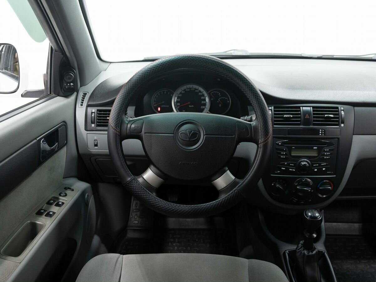 Daewoo Gentra 2013 года с пробегом. Фото: #14