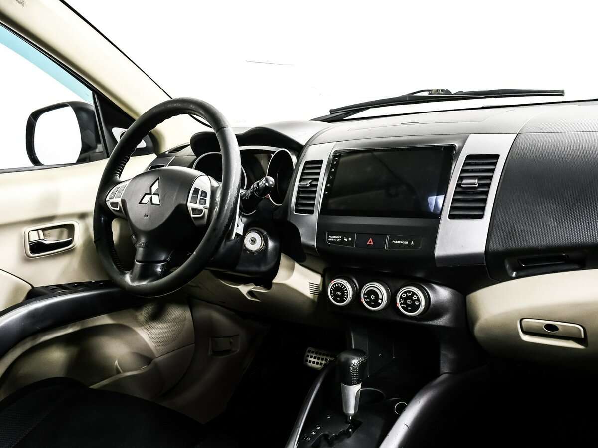 Mitsubishi Outlander 2008 года с пробегом. Фото: #8