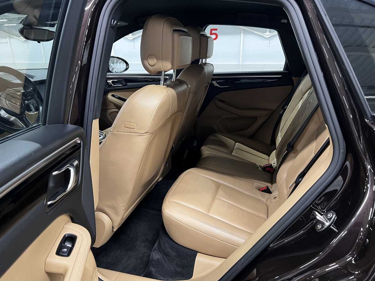 Porsche Macan 2016 года с пробегом. Фото: #11