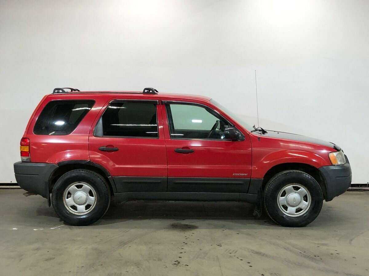 Ford Escape 2000 года с пробегом. Фото: #3