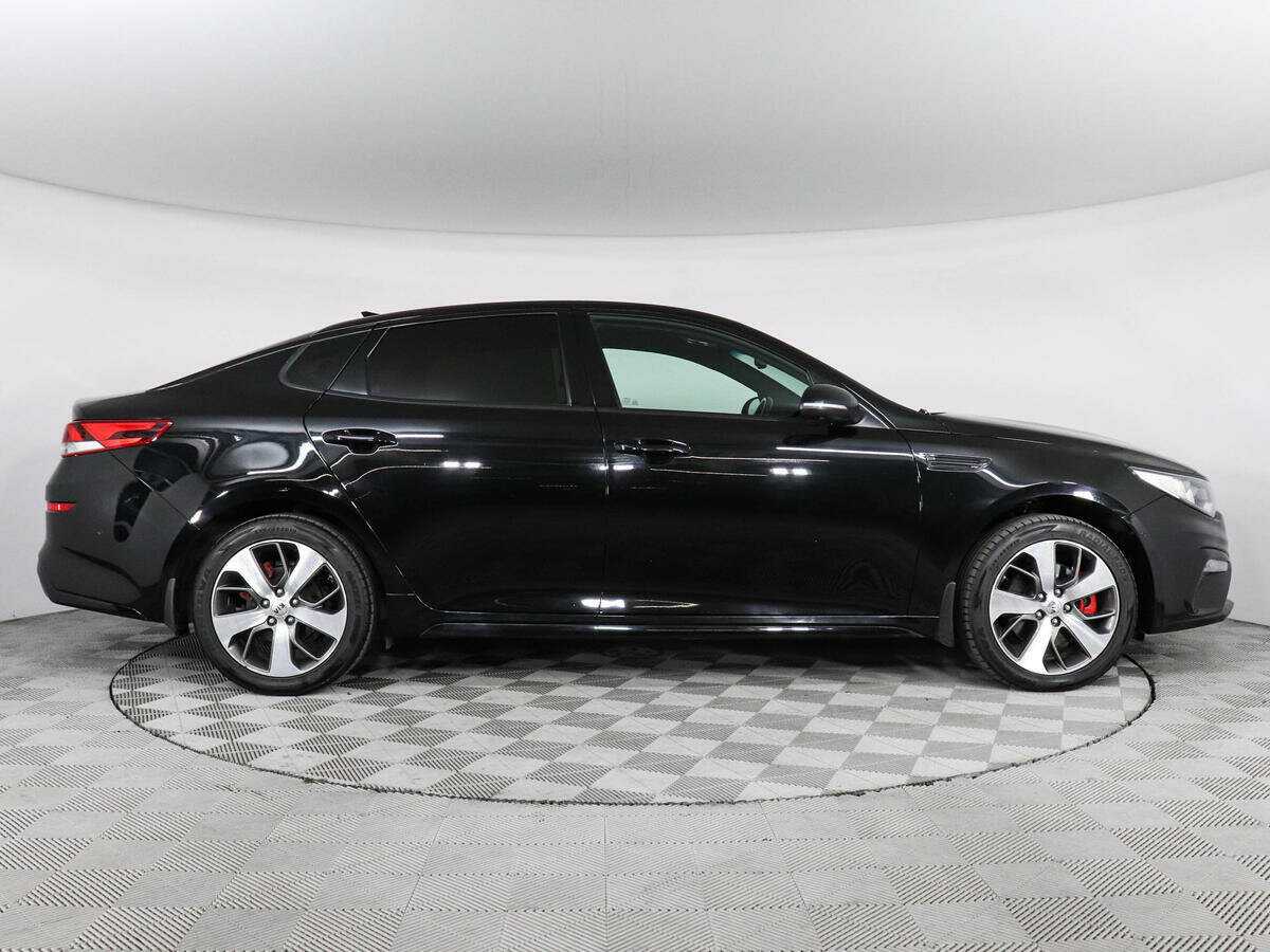 Kia Optima 2018 года с пробегом. Фото: #3