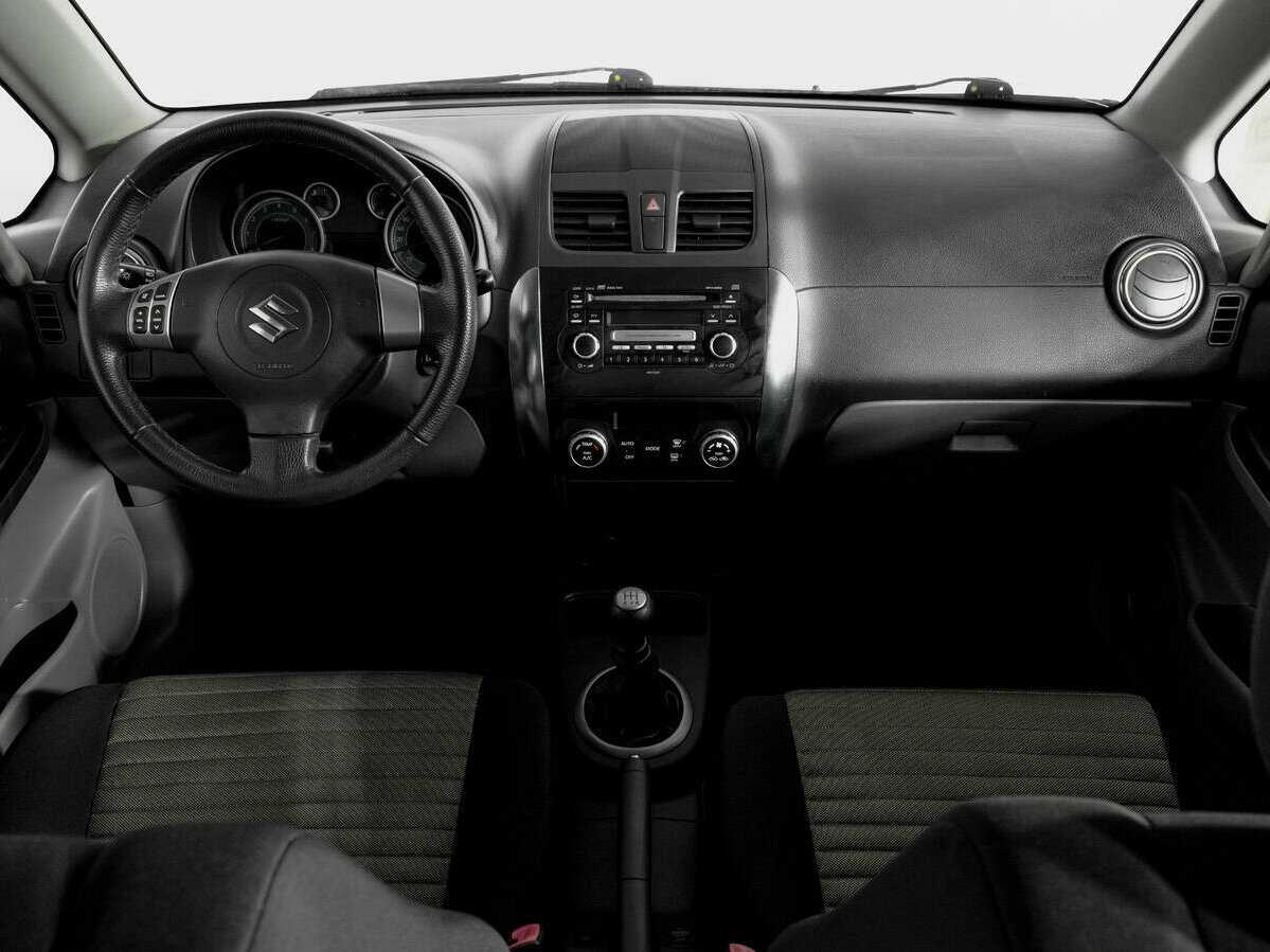 Suzuki SX4 2011 года с пробегом. Фото: #11