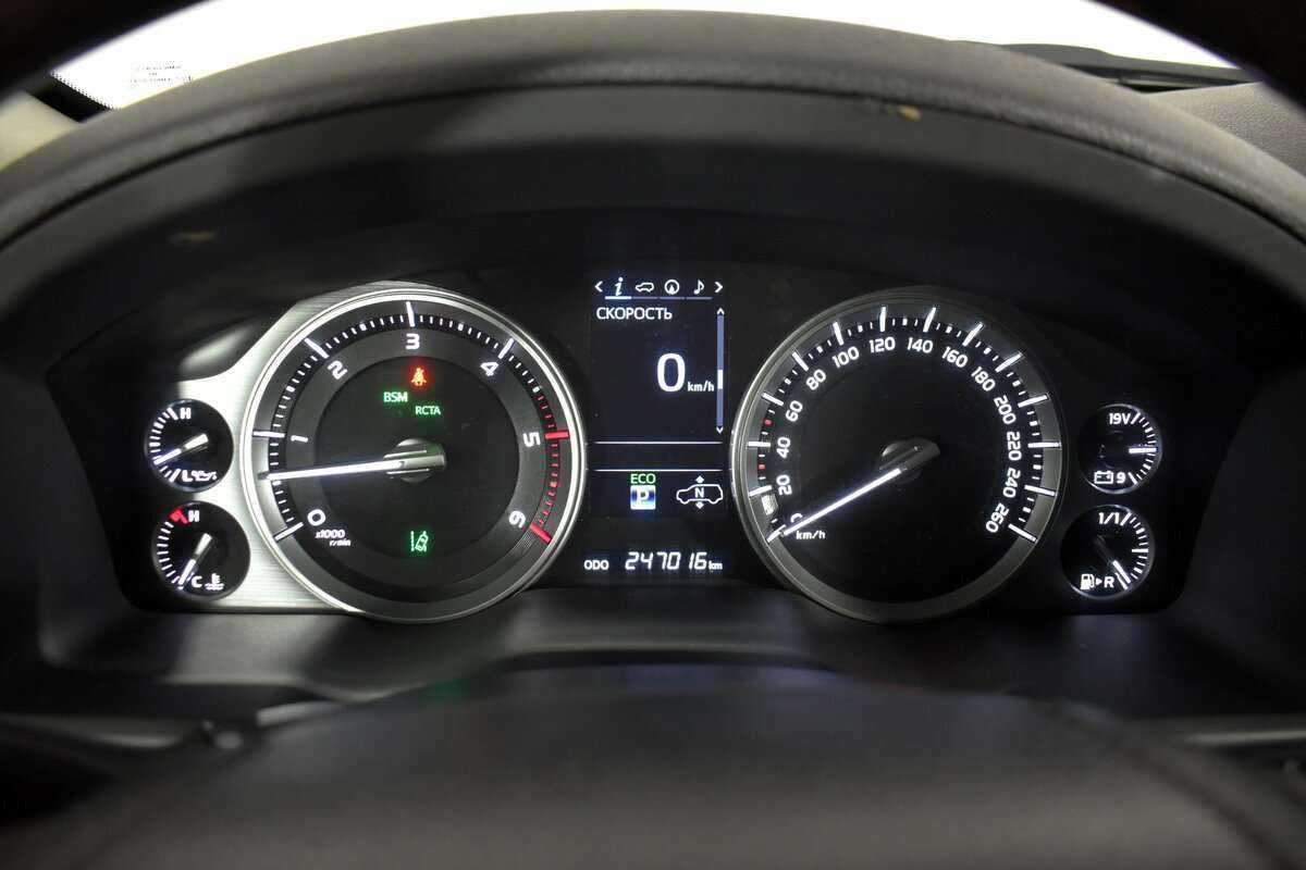 Toyota Land Cruiser 2016 года с пробегом. Фото: #6