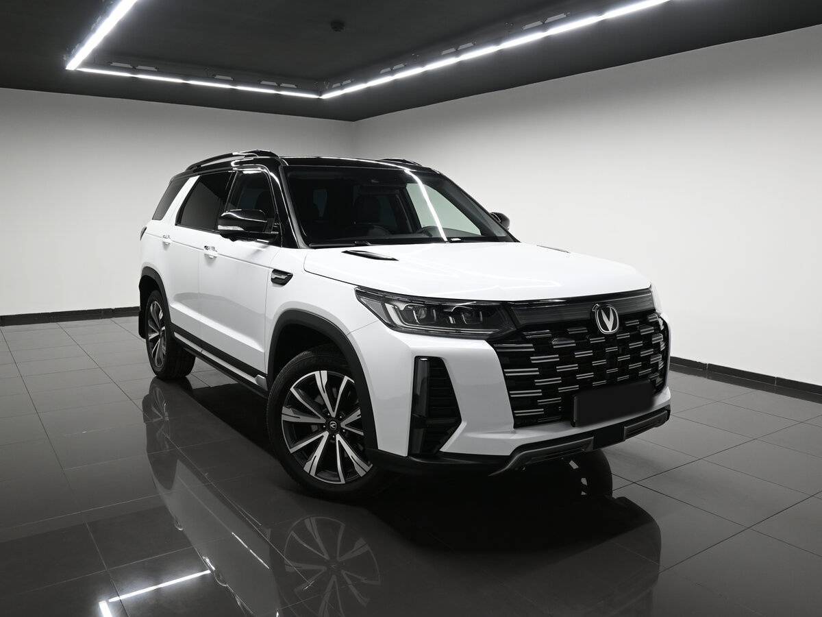 Changan CS95 2023 года с пробегом. Фото: #4