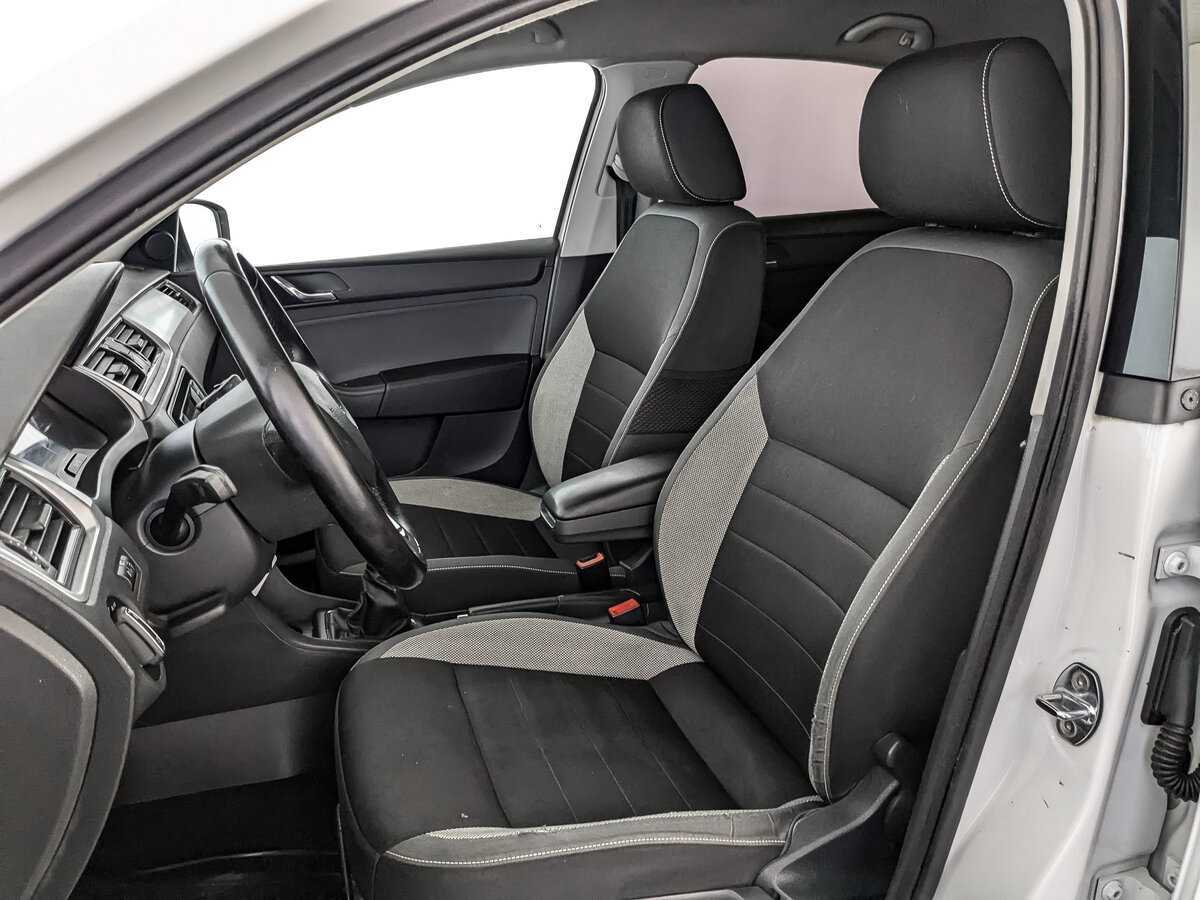 Skoda Rapid 2017 года с пробегом. Фото: #15