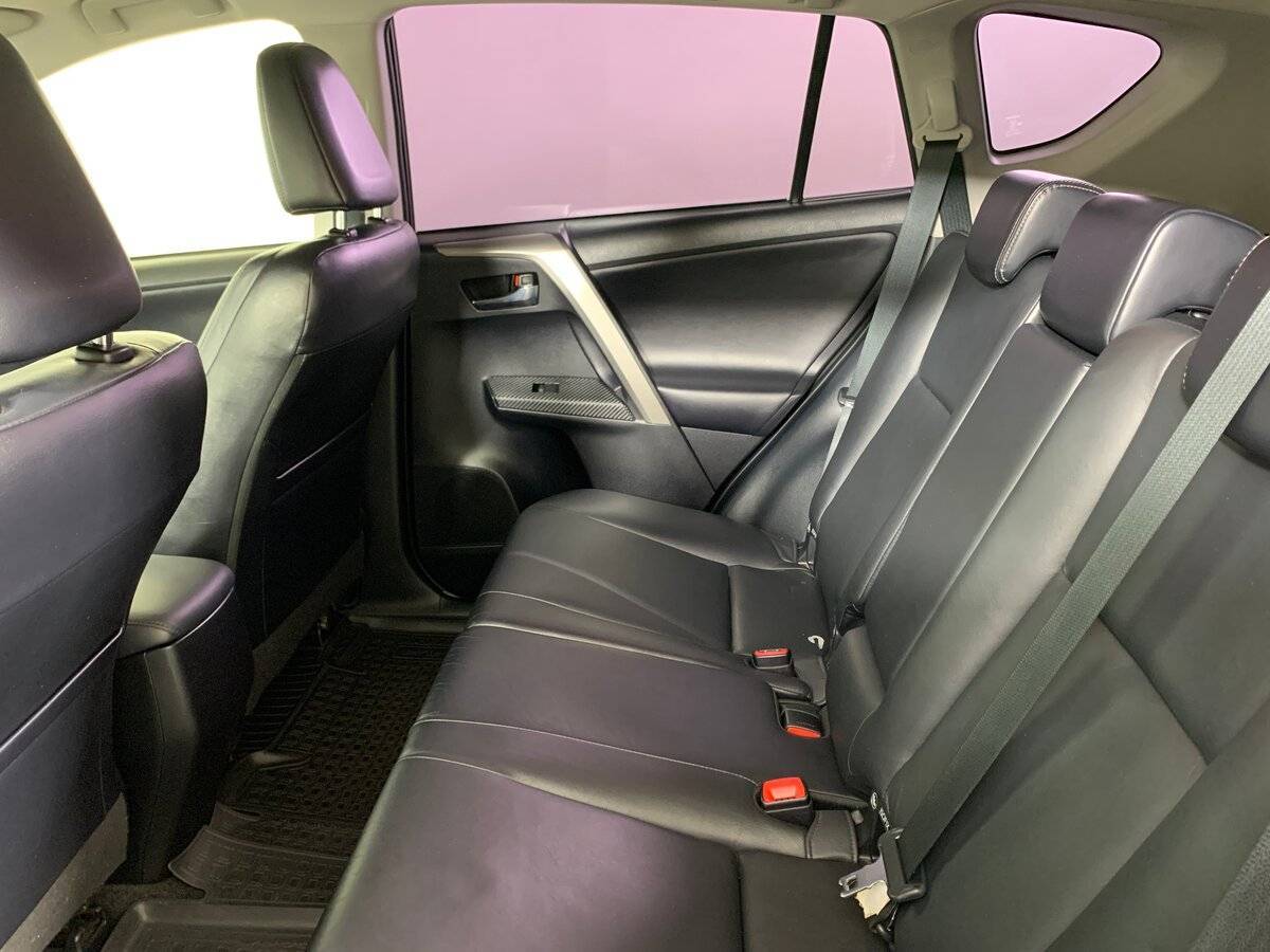 Toyota RAV4 2013 года с пробегом. Фото: #17