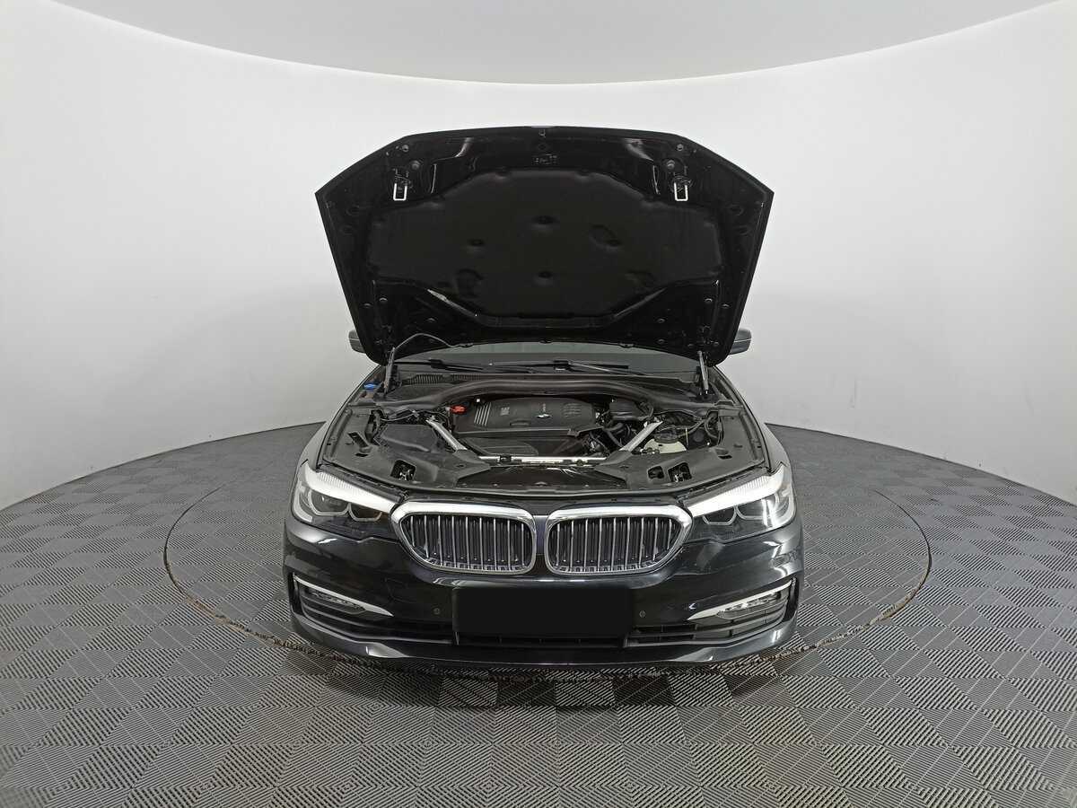 BMW 5 серии 2018 года с пробегом. Фото: #7