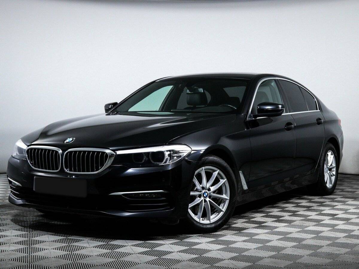 BMW 5 серии 2018 года с пробегом. Посмотреть фото